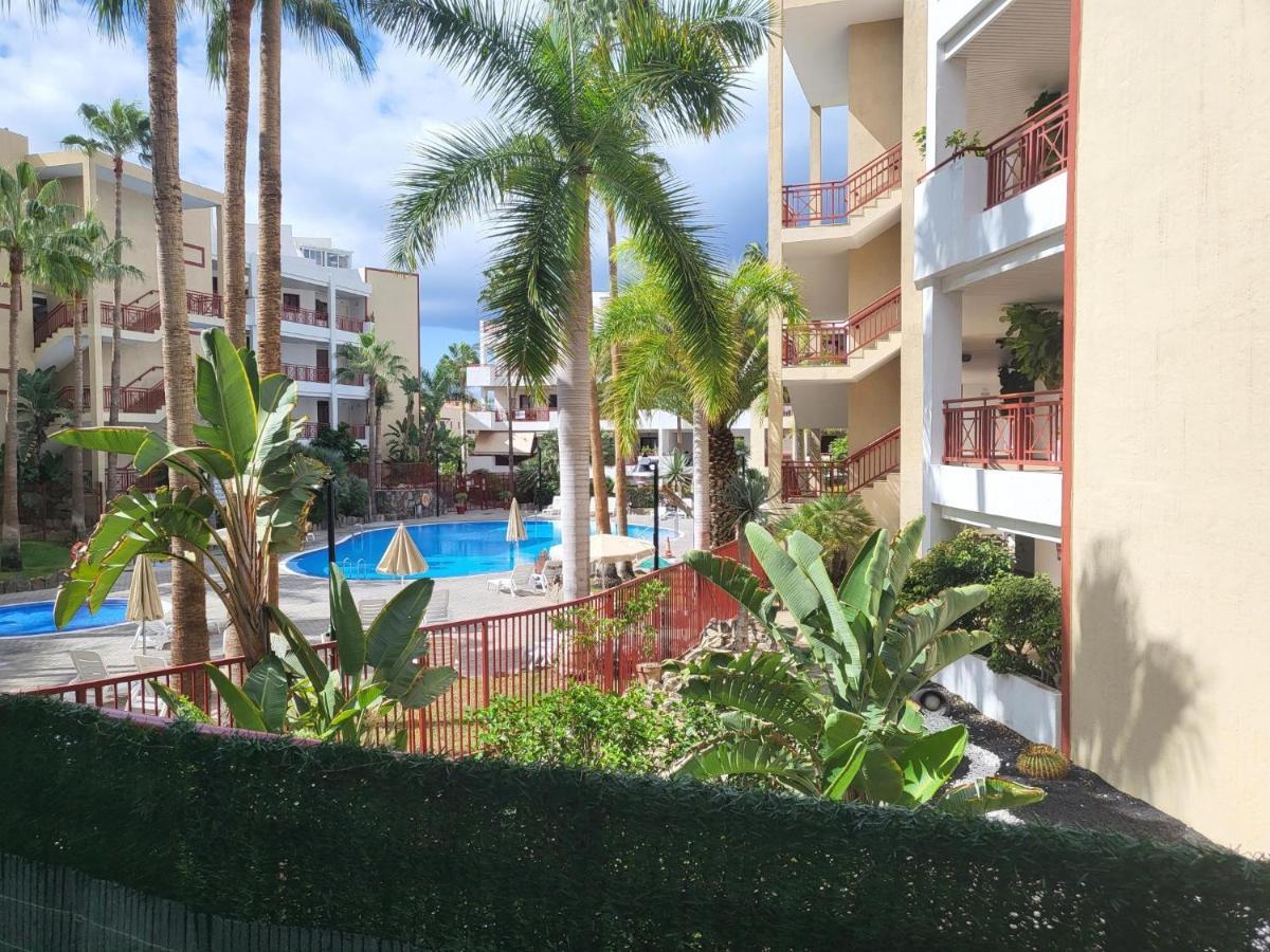 Oasis Palm Mar By Helloapartments Extérieur photo