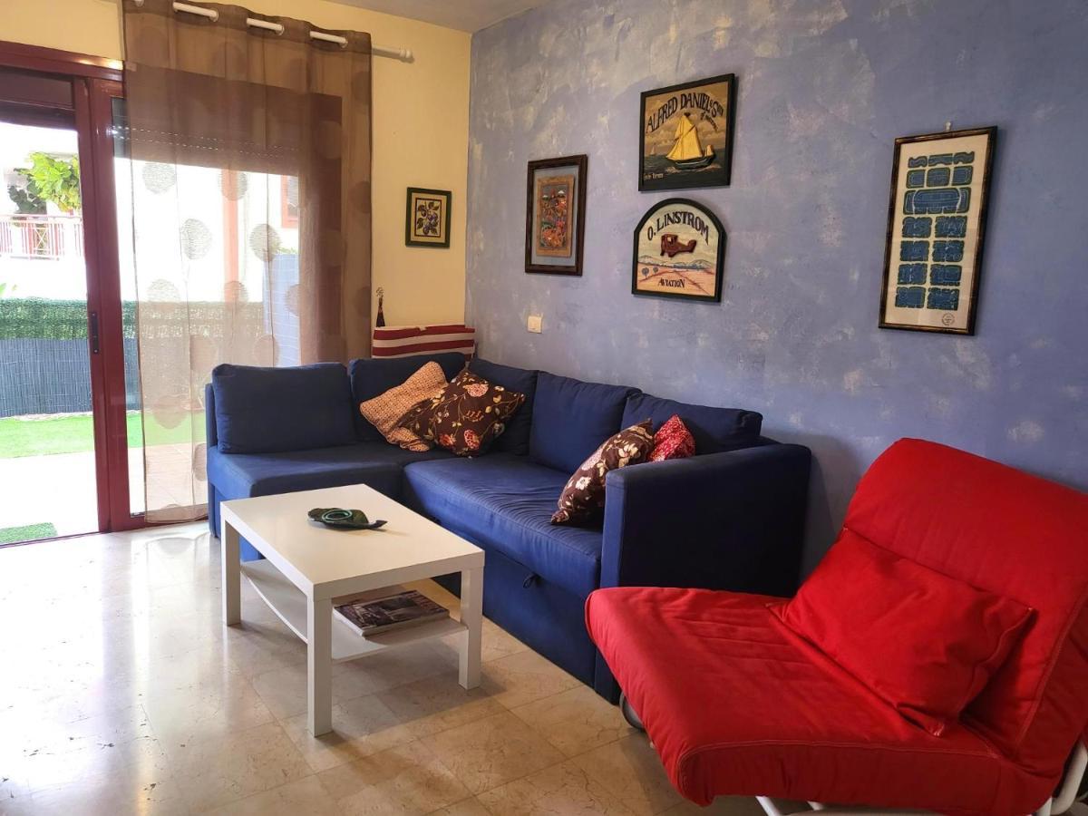 Oasis Palm Mar By Helloapartments Extérieur photo
