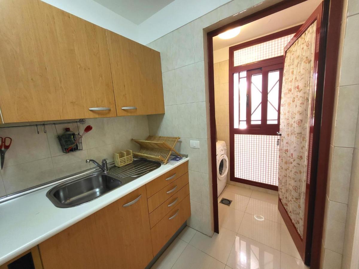 Oasis Palm Mar By Helloapartments Extérieur photo