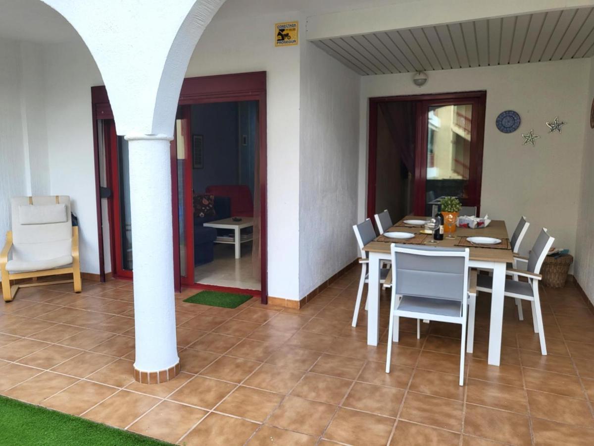 Oasis Palm Mar By Helloapartments Extérieur photo